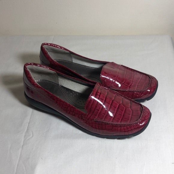 Easyspirit shoes, size 6.5, Red - Picture 2 of 2